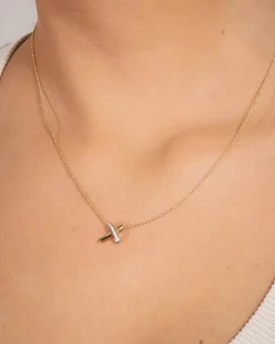 Hot Anheng i gult gull kryss med diamanter 0,06 ct Halssmykker