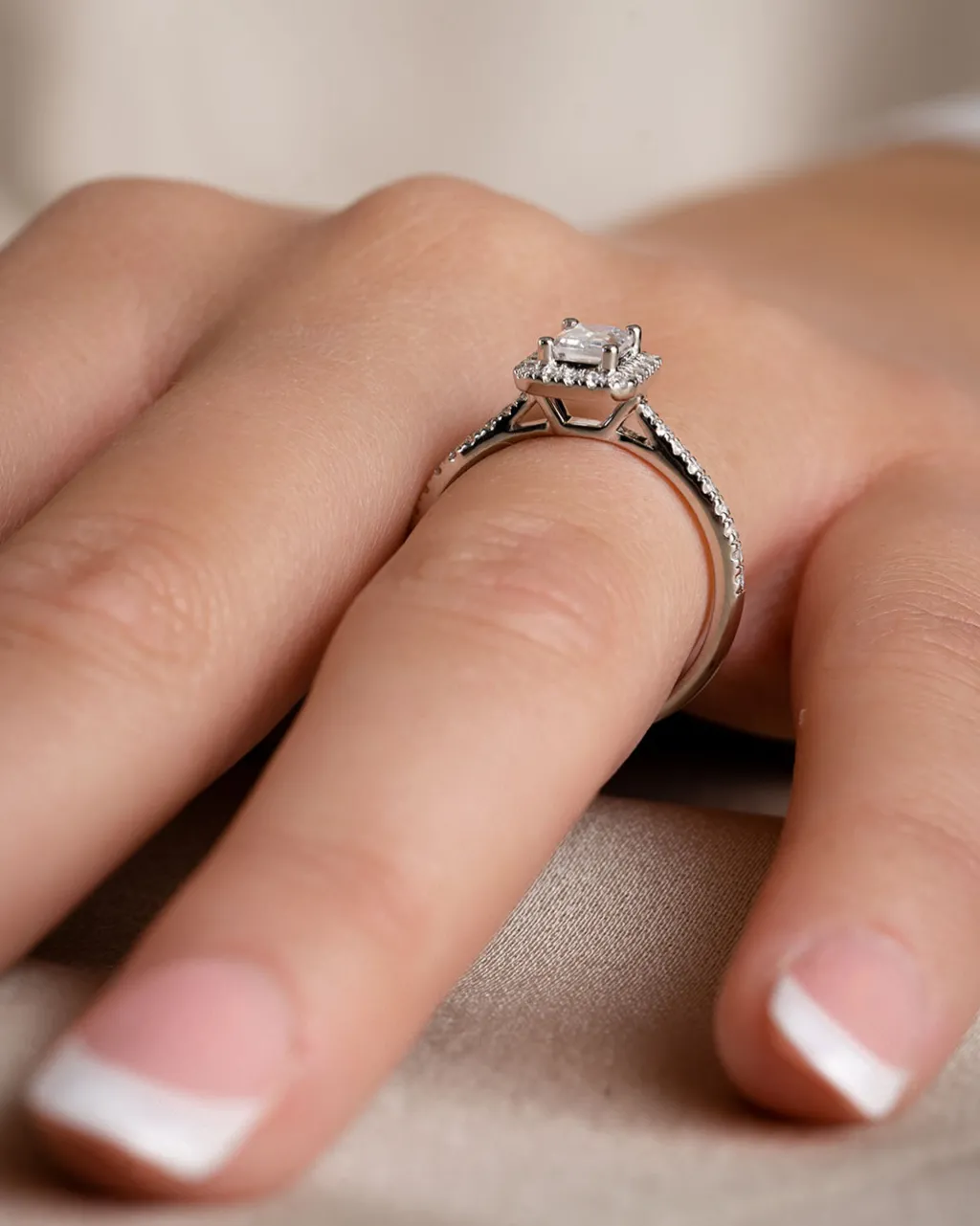 Fashion Bridal Eternity diamantring i hvitt gull 0,75 ct Ringer