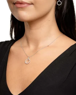 New Diamantanheng 0,33 ct hvitt gull med sirkel Halssmykker