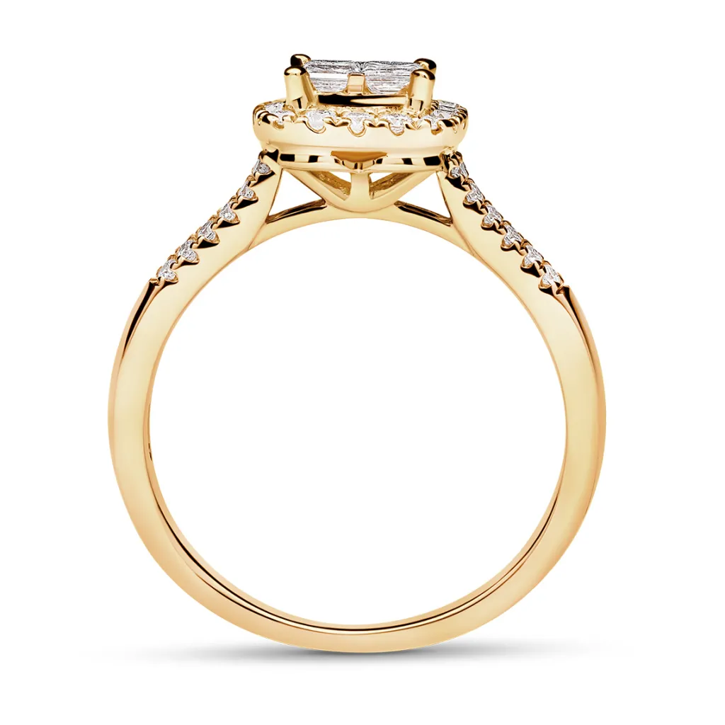 New Diamantring med princess cut og brillianter i gult gull Ringer