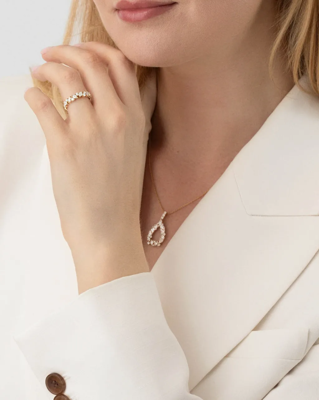 Outlet Dråpeanheng i gult gull med diamanter 1,19 ct Halssmykker