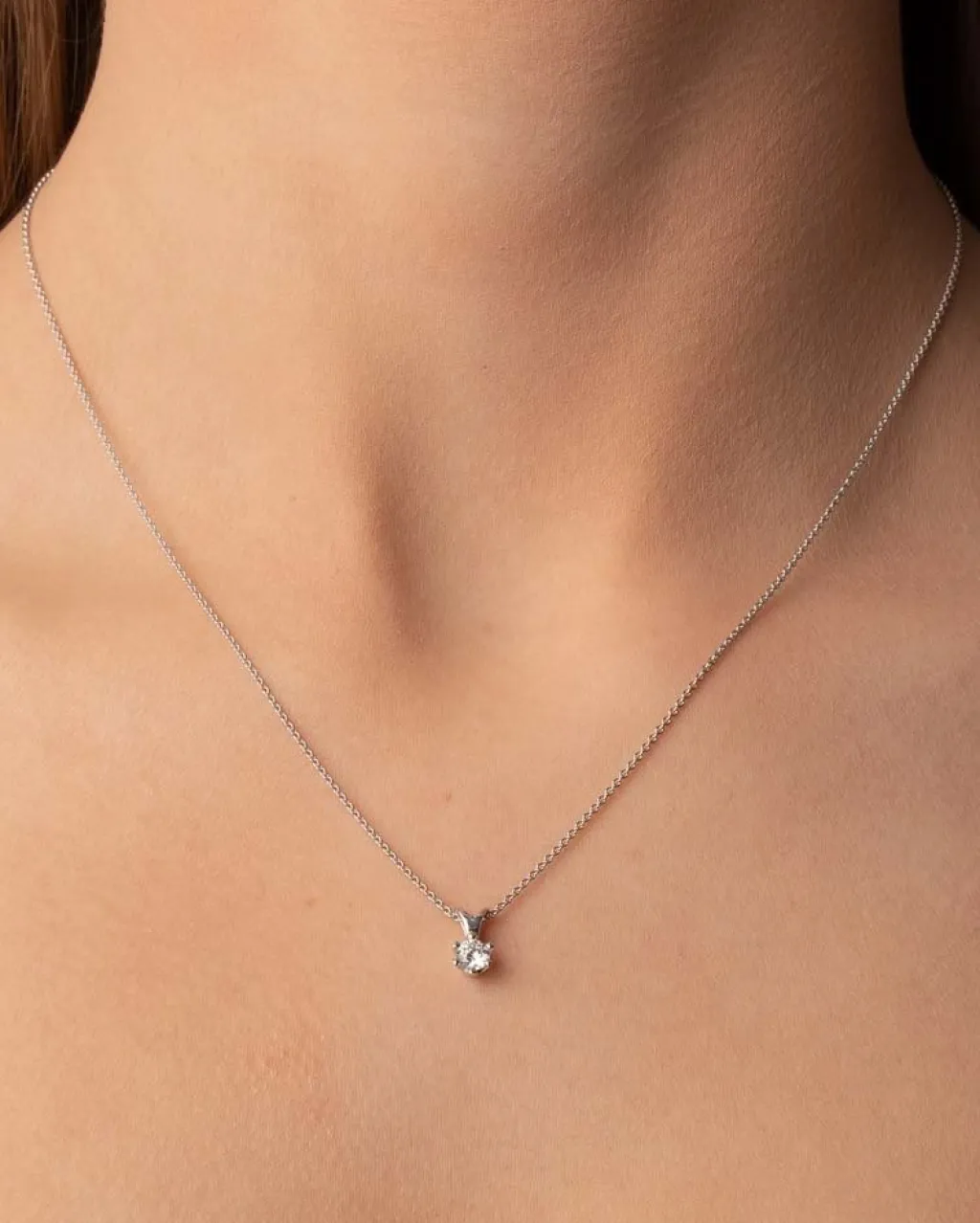 Online Elegance diamantanheng 0,30 ct Halssmykker