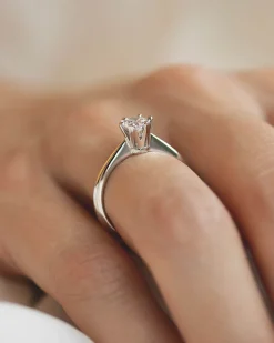Clearance Elegance diamantring 0,40 ct Ringer