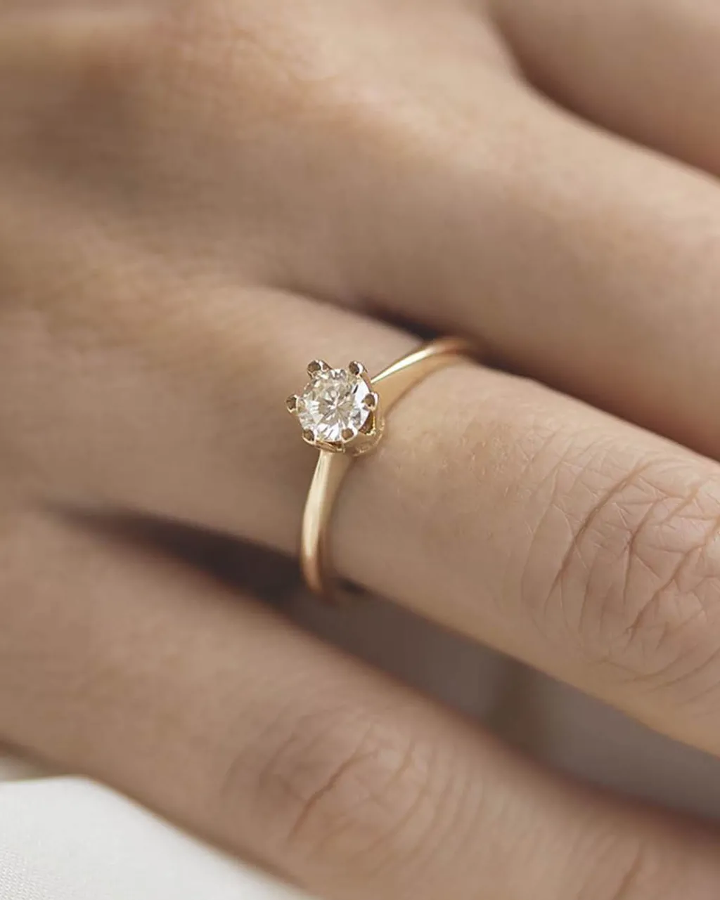 Outlet Elegance diamantring 0,40 ct gult gull Ringer
