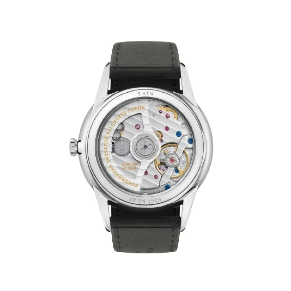 Sale NOMOS Glashütte Orion Neomatik New Black 39 mm Dressklokker | Til Han