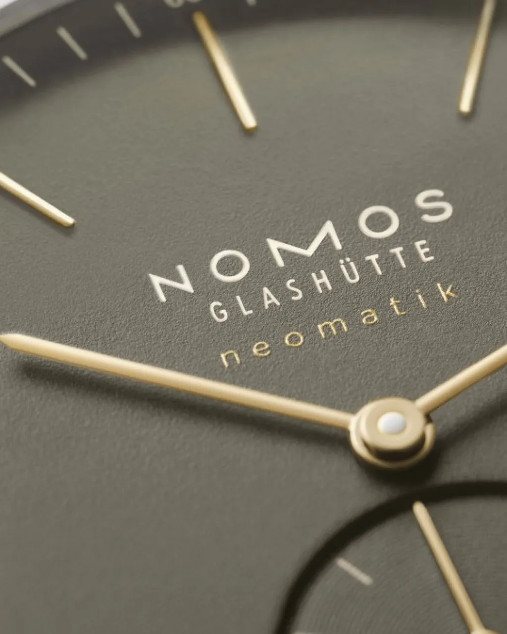 Best NOMOS Glashütte Orion Neomatik 40,5 mm Date Olivengrønn Til Henne | Til Han