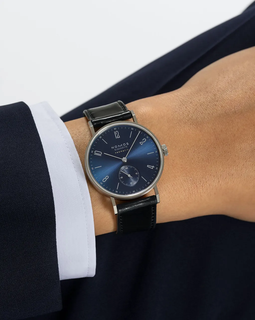 New NOMOS Glashütte Tangente neomatik blå skive med gull 35 mm Til Henne