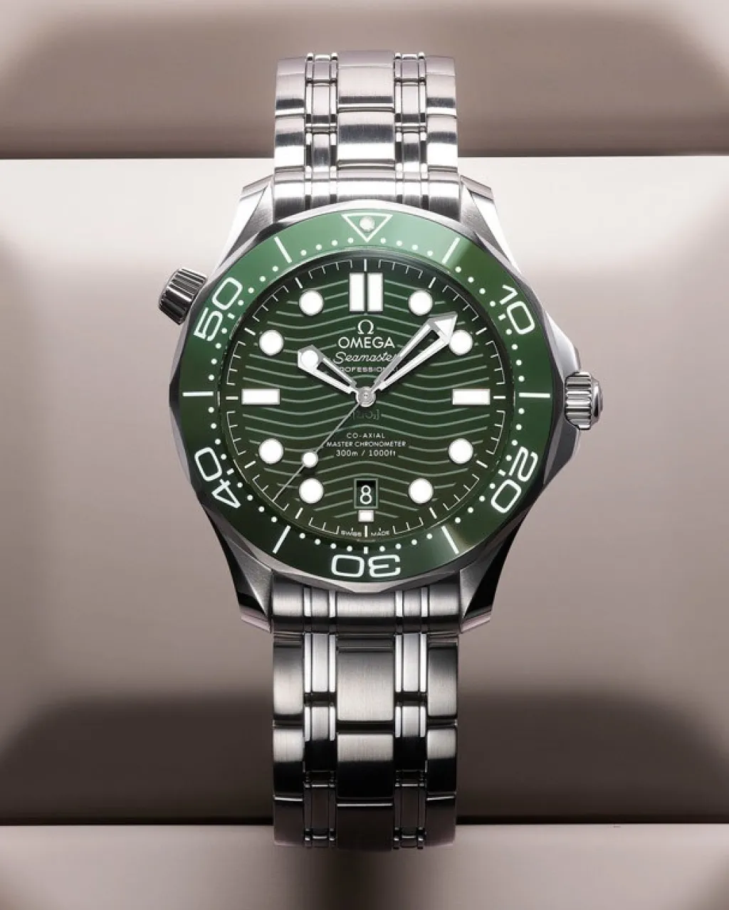 New Seamaster Diver 300 M Master Chronometer 42 mm grønn Dykkerklokker | Til Han
