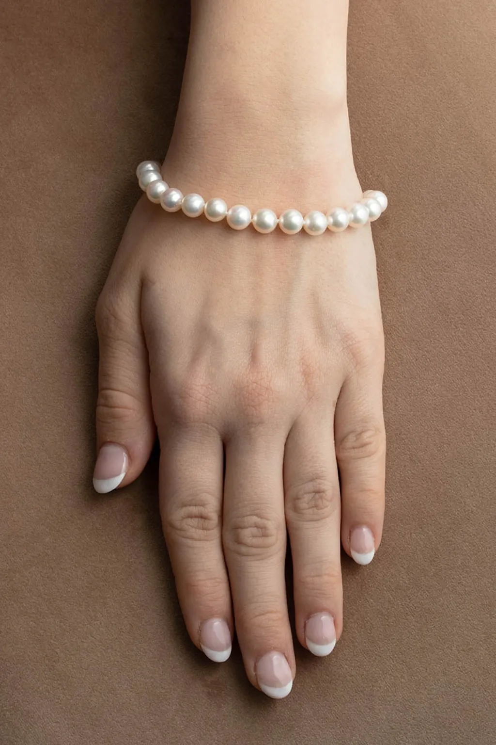 Online Perlearmbånd 7,5-8,0 mm med gullås Armbånd