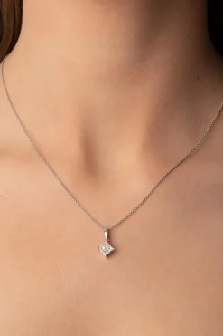 Discount Princess cut anheng 0,52ct Halssmykker
