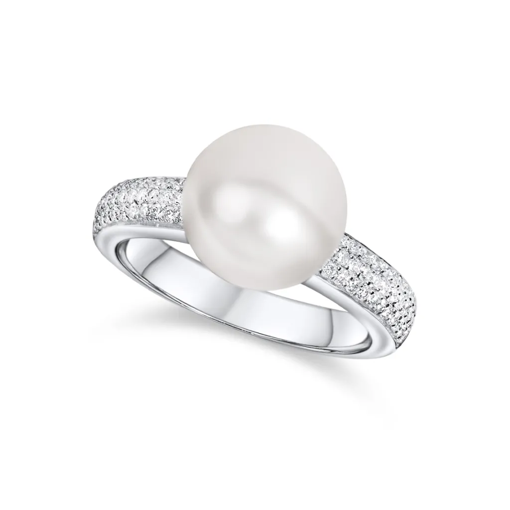 New Ring i hvitt gull med perle og diamanter 0,32 ct Ringer