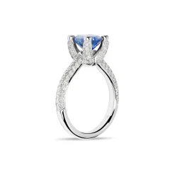 Sale Ring i hvitt gull med tanzanitt og diamanter 1,16 ct Ringer