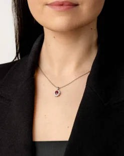 Outlet Rosettanheng i hvitt gull med rubin i 0,89 ct Halssmykker