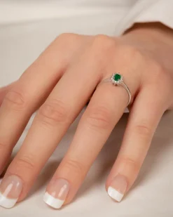 Discount Rosettring i hvitt gull med smaragd og diamanter 0,10 ct Ringer
