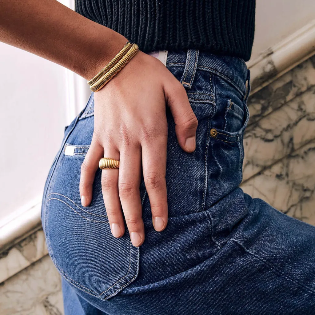 Online sølvarmring forgylt ribb 4 mm Armbånd